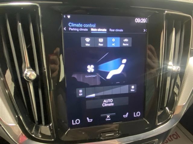 Used 2021 Volvo S60 T5 R-Design FWD image 23