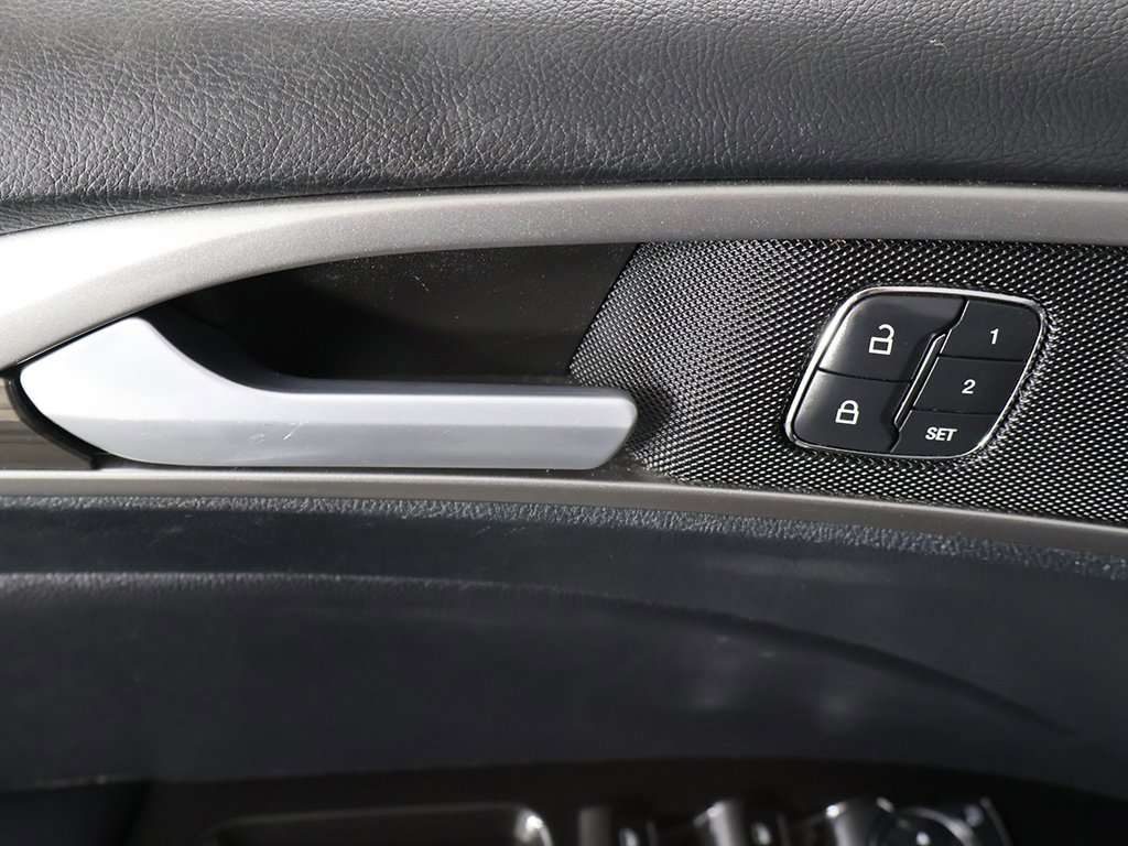 Used 2019 Ford Fusion SEL image 29