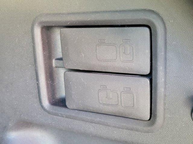 Used 2018 GMC Terrain SLE w/ Driver Convenience Package image 10