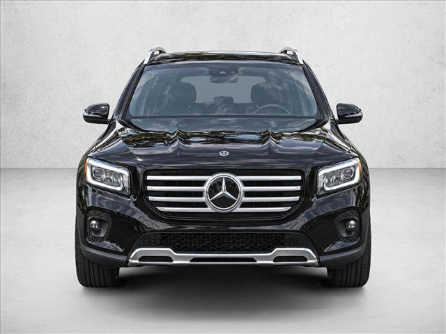 Used 2024 Mercedes-Benz GLB 250 image 2