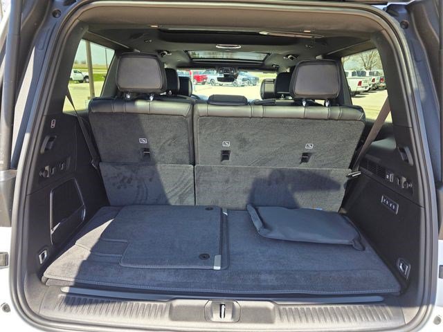 New 2026 Jeep Grand Wagoneer Limited AWD/4WD image 10
