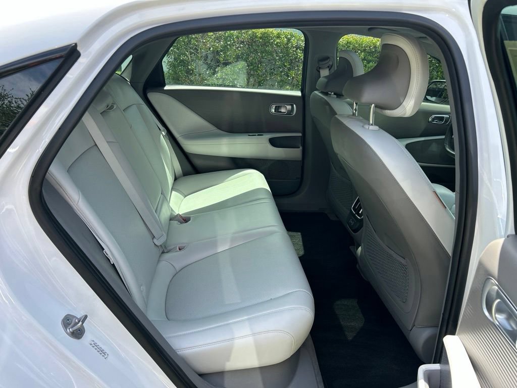 Used 2023 Hyundai Ioniq 6 Limited RWD image 47