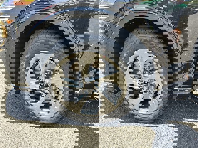 New 2026 Genesis GV70 2.5T Select image 33