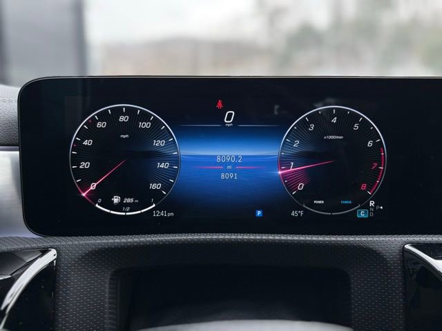 Used 2025 Mercedes-Benz CLA 250 4MATIC image 29