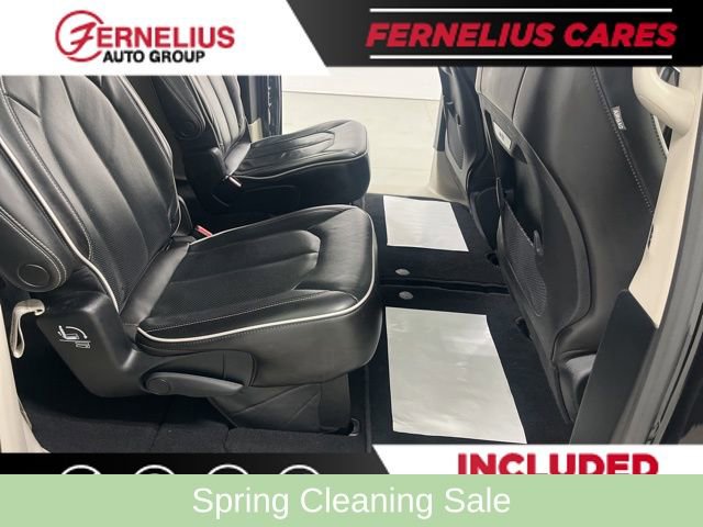 Used 2023 Chrysler Pacifica Limited FWD image 22