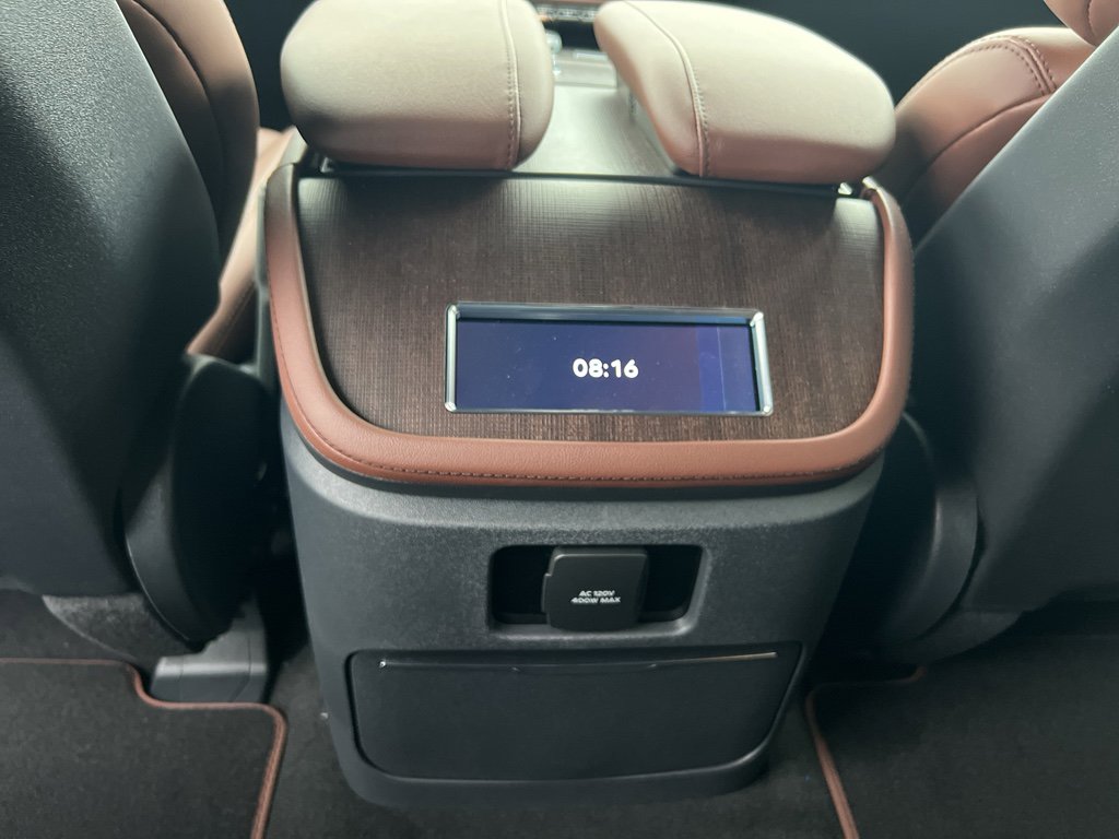 New 2026 Lincoln Navigator Reserve image 18