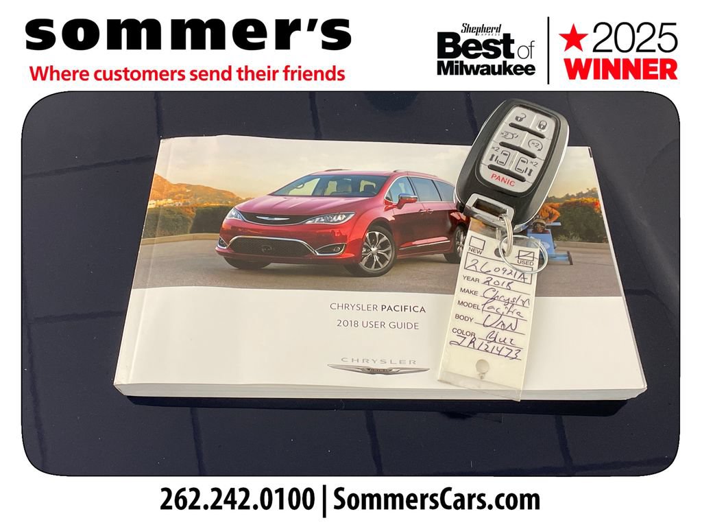 Used 2018 Chrysler Pacifica Limited w/ Tire & Wheel Group FWD image 26