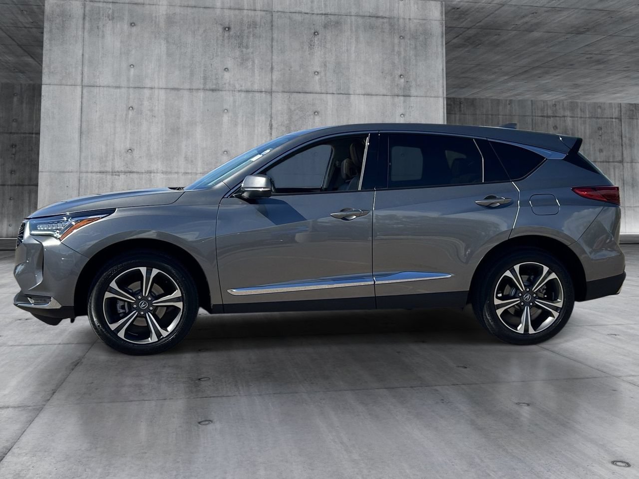 Certified 2024 Acura RDX w/ Advance Package AWD/4WD image 2