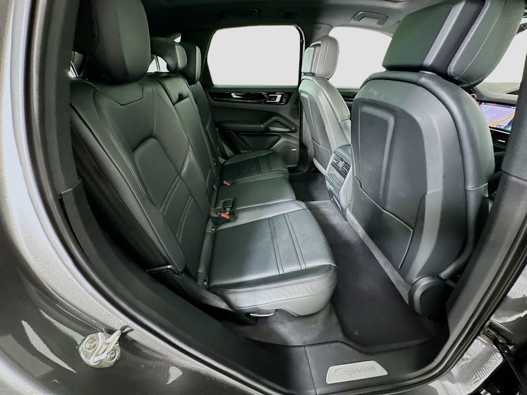 Certified 2020 Porsche Cayenne AWD/4WD image 28