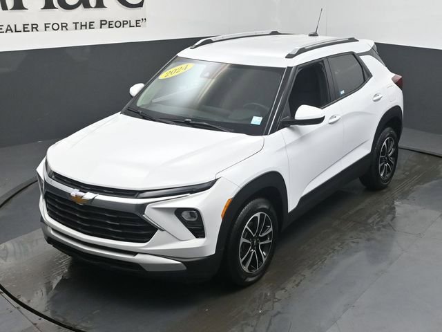 Used 2024 Chevrolet TrailBlazer LT w/ LT Cold Weather Package FWD image 45