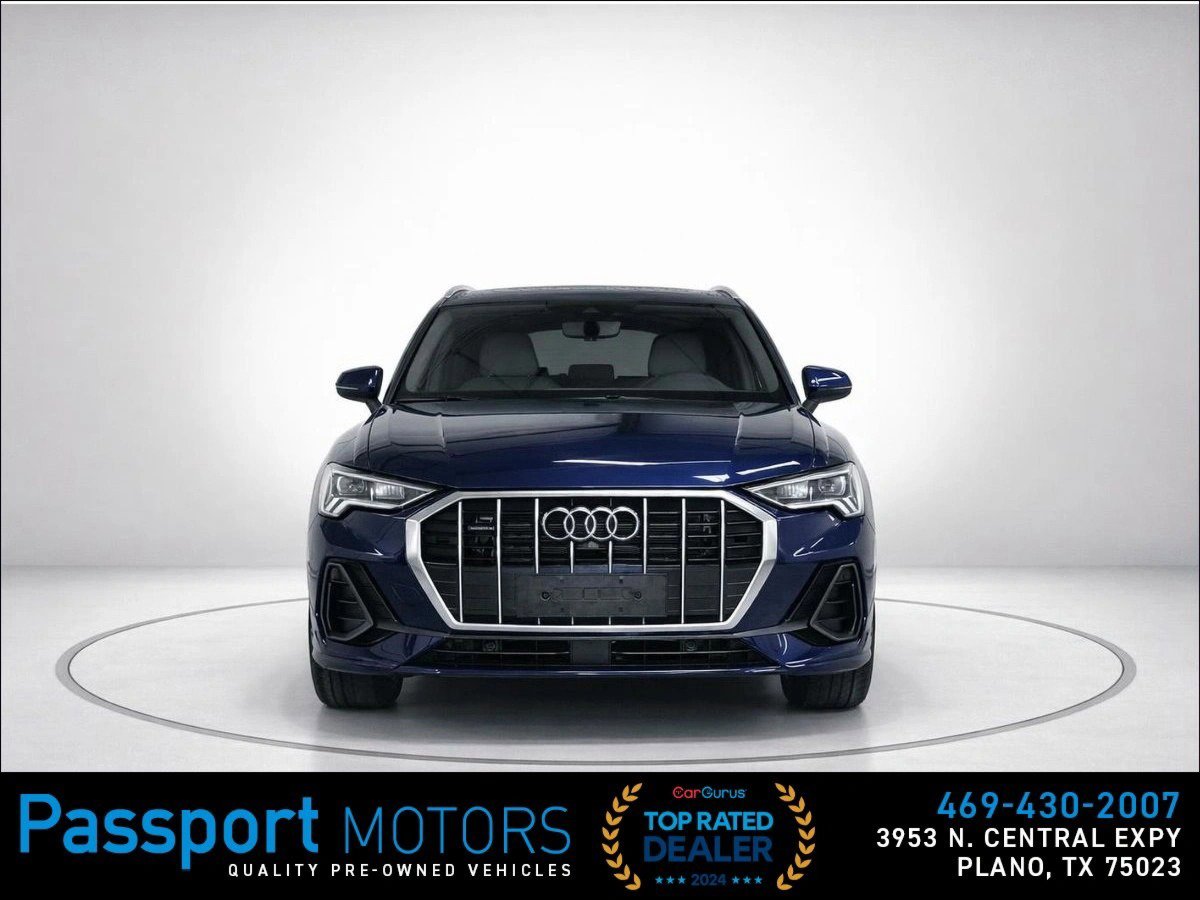 Used 2023 Audi Q3 2.0T Premium w/ Convenience Package image 2