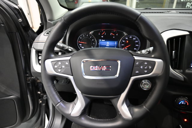 Used 2021 GMC Terrain SLE w/ Driver Convenience Package FWD image 22