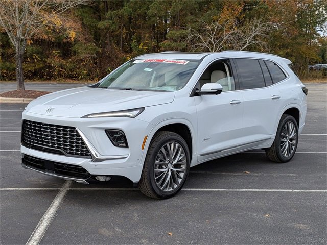 New 2026 Buick Enclave Avenir image 7