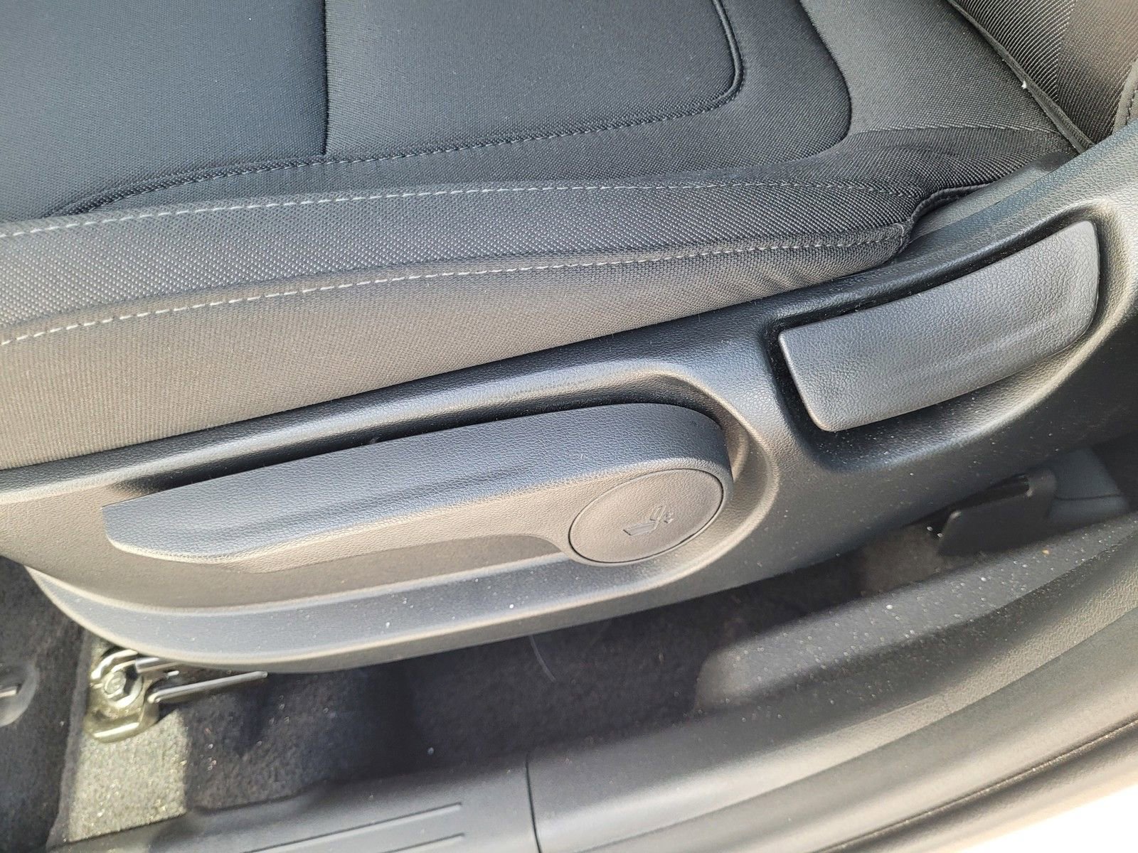 Certified 2025 Hyundai Tucson SE image 20