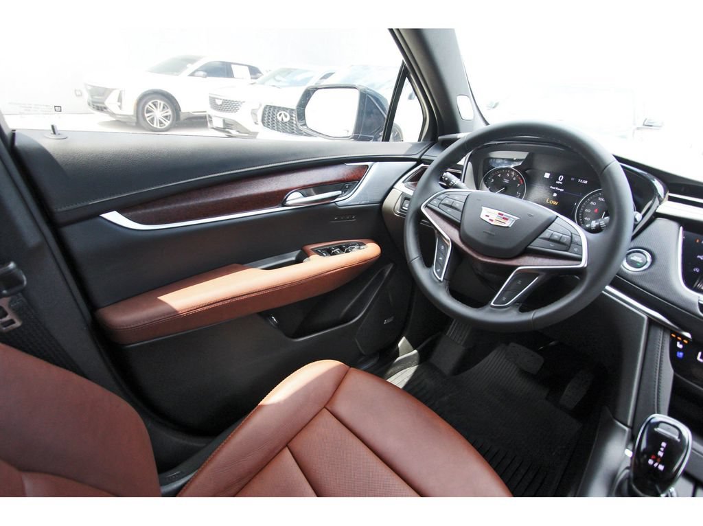 New 2026 Cadillac XT5 Premium Luxury w/ Driver Assist Package FWD image 8