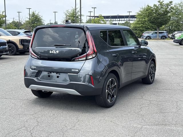 Used 2023 Kia Soul EX FWD image 2