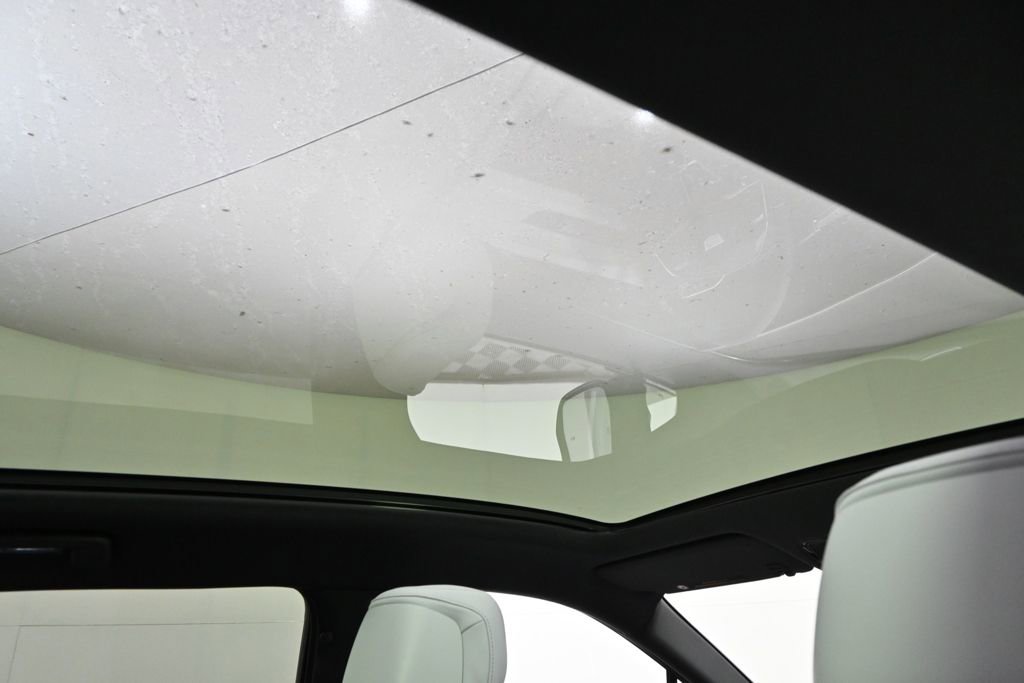 New 2025 Cadillac Lyriq Luxury w/ LPO, Floor Liner Package image 16