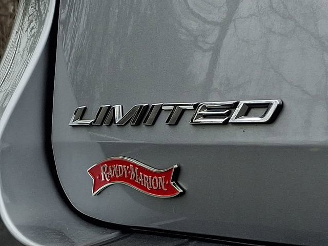 Used 2023 Ford Explorer Limited image 33