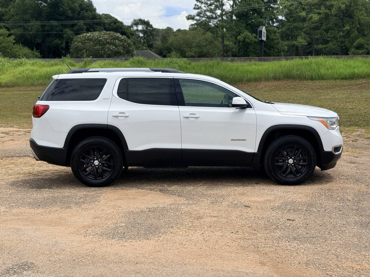 Used 2019 GMC Acadia SLT FWD image 6
