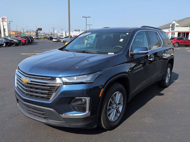 Used 2023 Chevrolet Traverse LT image 3