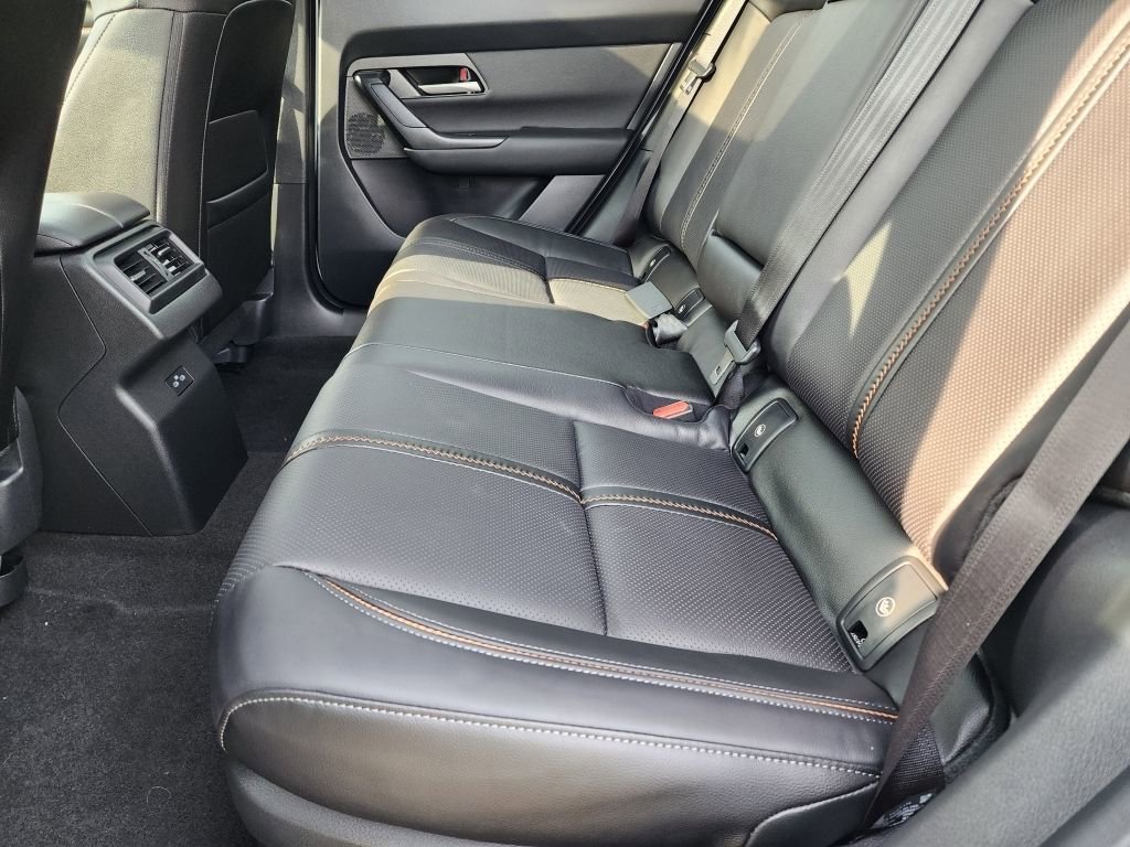 Certified 2025 MAZDA CX-50 AWD 2.5 Hybrid w/ Weather Package image 9