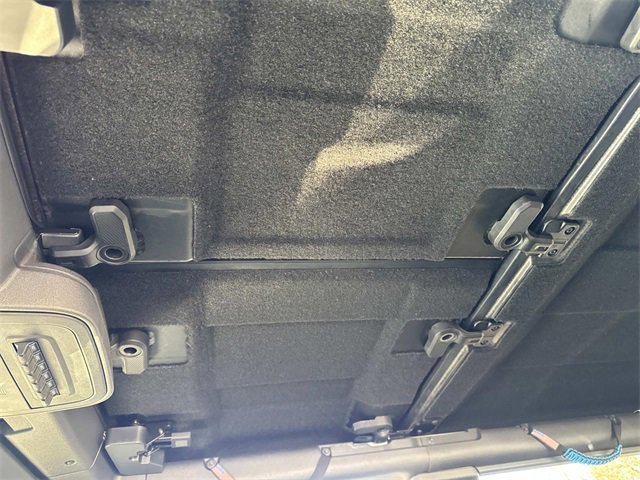 Used 2021 Ford Bronco Black Diamond w/ Sasquatch Package image 30