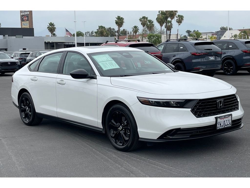 Certified 2025 Honda Accord SE image 8