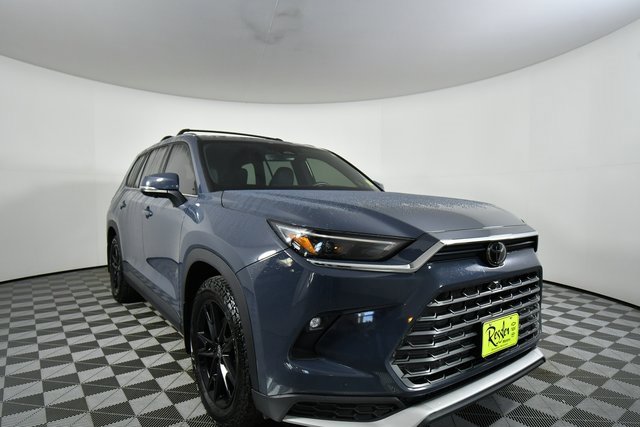 Used 2024 Toyota Grand Highlander AWD Hybrid image 8