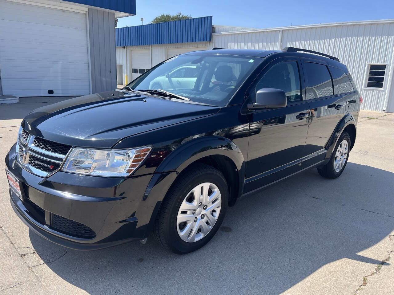 Used 2018 Dodge Journey SE w/ Safe & Sound Group image 2