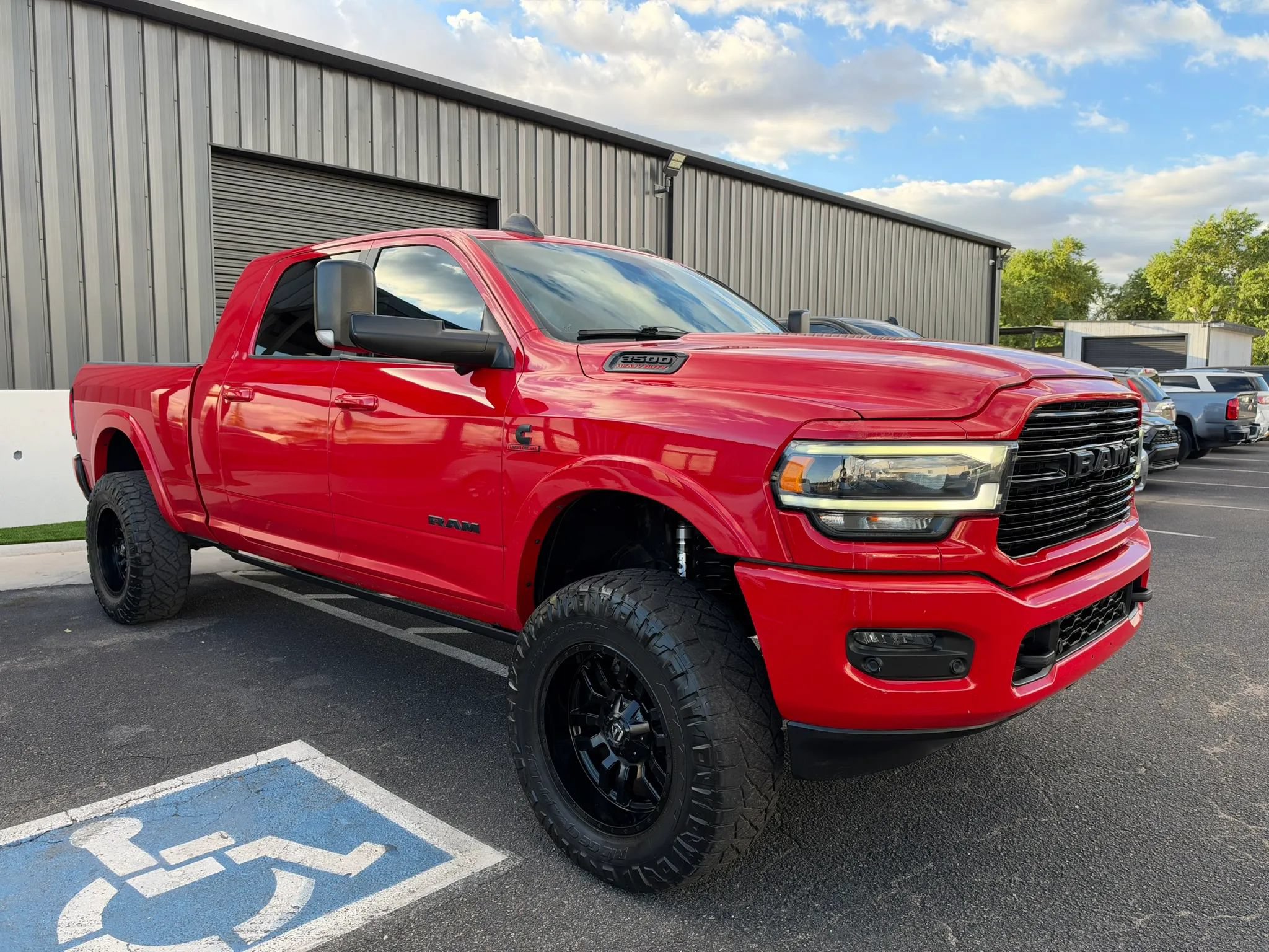 Used 2020 RAM 3500 Laramie AWD/4WD image 6