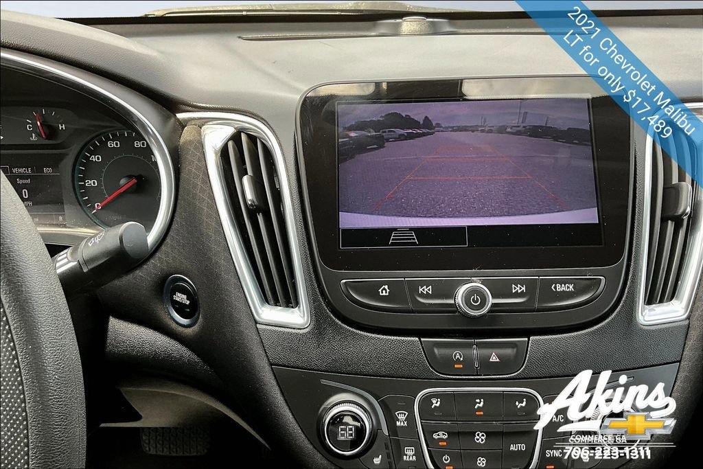 Used 2021 Chevrolet Malibu LT image 8
