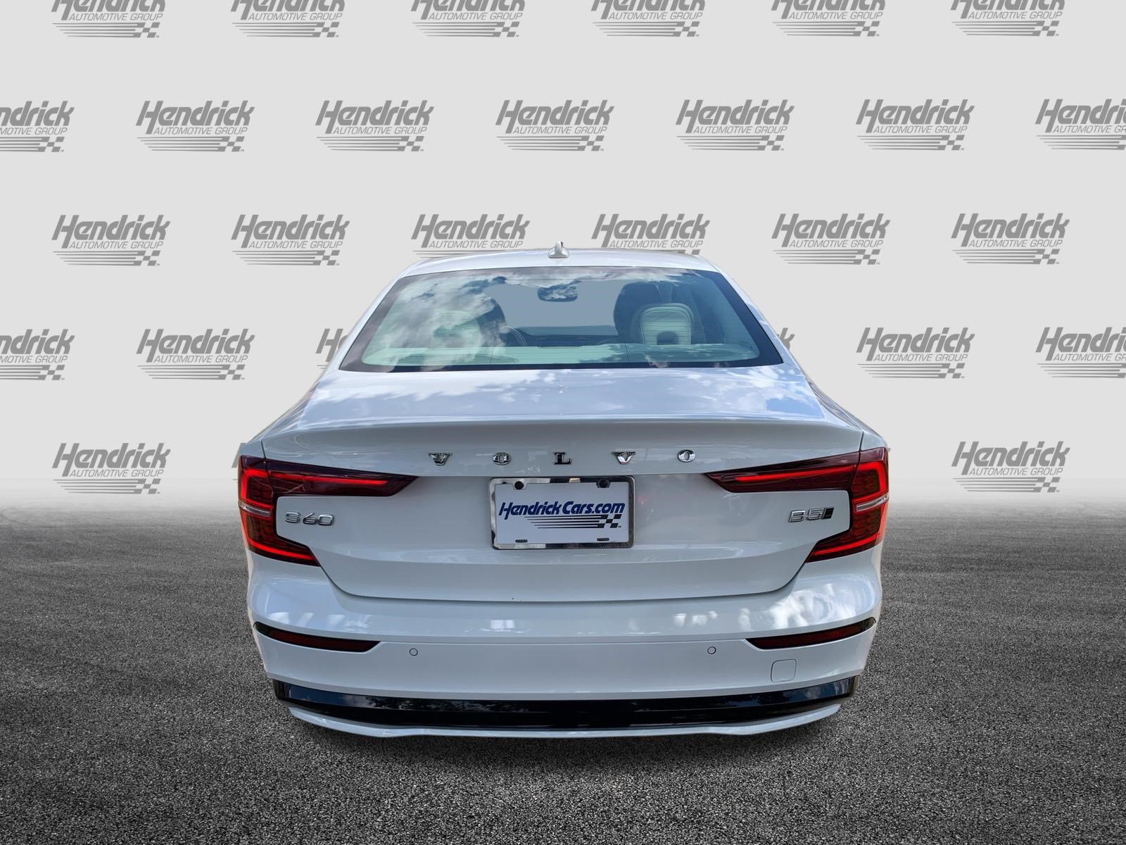 Used 2024 Volvo S60 B5 Plus w/ Climate Package AWD/4WD image 9