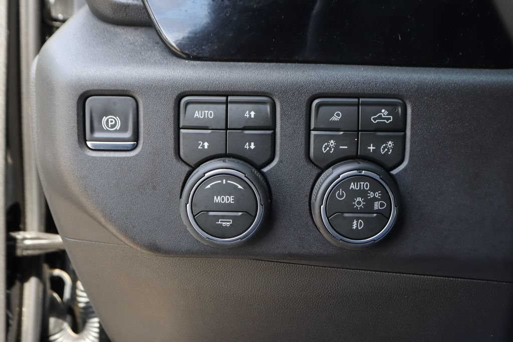 Used 2026 Chevrolet Silverado 1500 LT Trail Boss w/ LT Trail Boss Premium Package AWD/4WD image 20