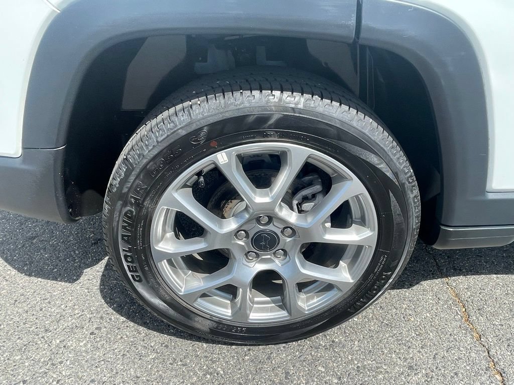 Certified 2025 Jeep Compass Limited AWD/4WD image 14