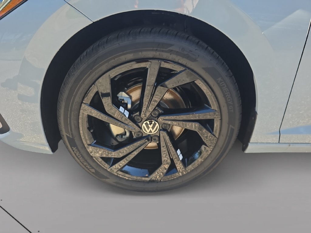 New 2027 Volkswagen Jetta SE FWD image 24
