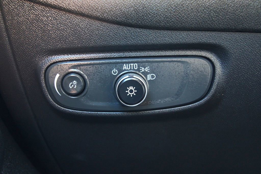 Used 2024 Chevrolet Equinox LT image 20