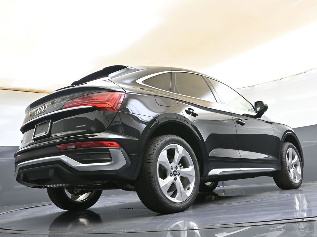 Certified 2025 Audi Q5 2.0T Premium Plus w/ Premium Plus Package image 40