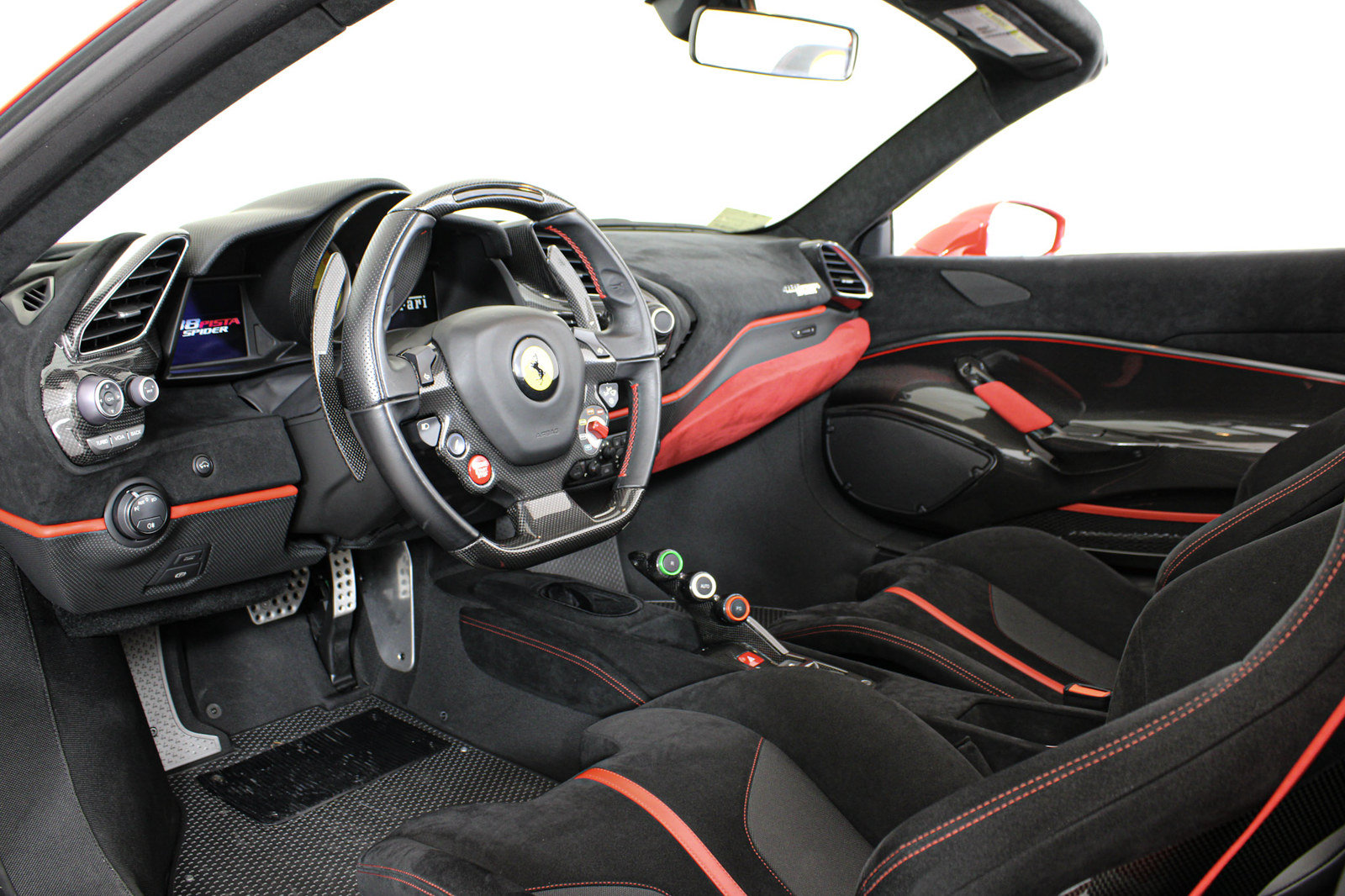 Certified 2019 Ferrari 488 Pista Spider RWD image 2