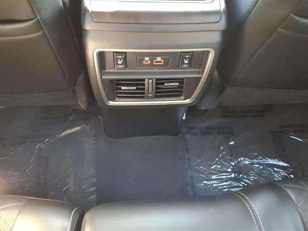 Used 2021 Nissan Murano Platinum w/ Cargo Package image 18