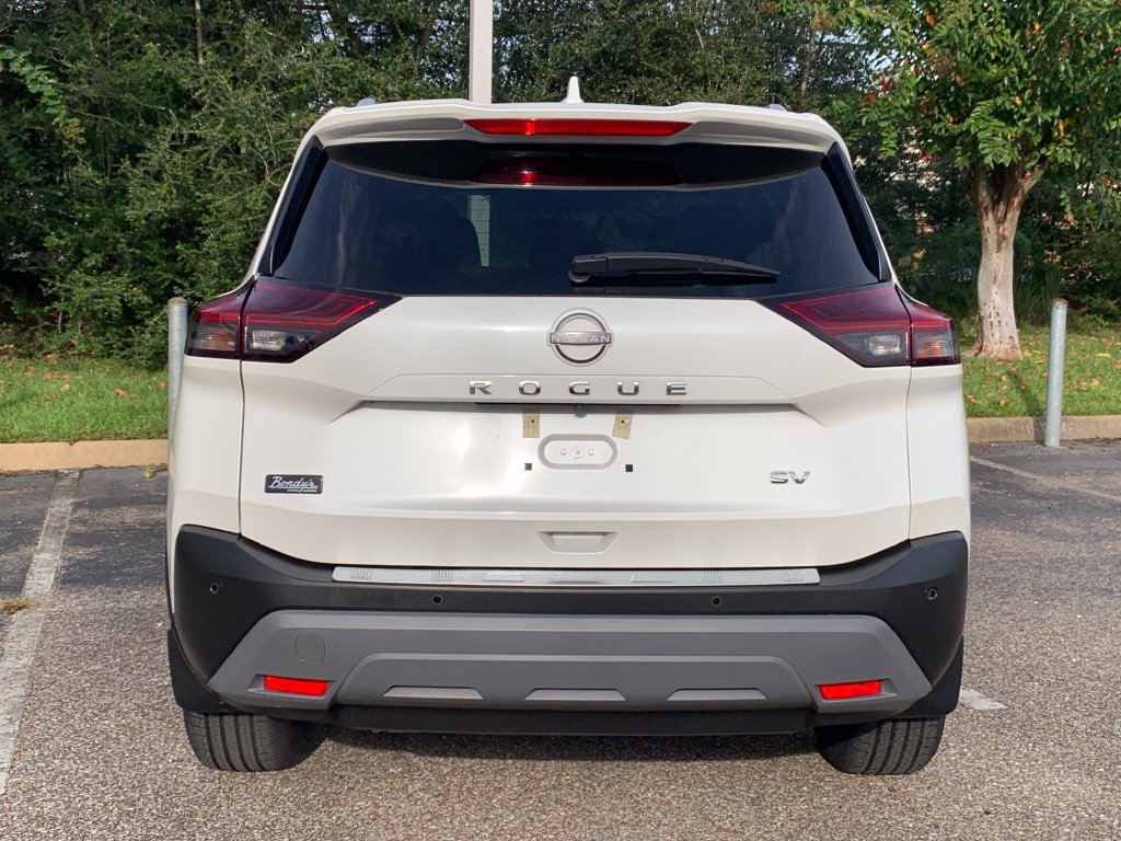 Used 2023 Nissan Rogue SV w/ SV Premium B Package FWD image 6