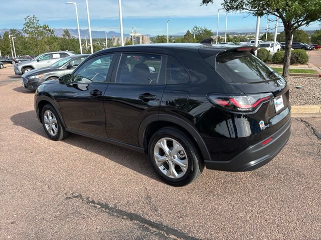 Certified 2025 Honda HR-V LX image 27