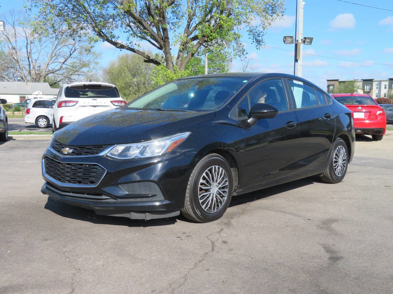 Used 2017 Chevrolet Cruze LS image 2