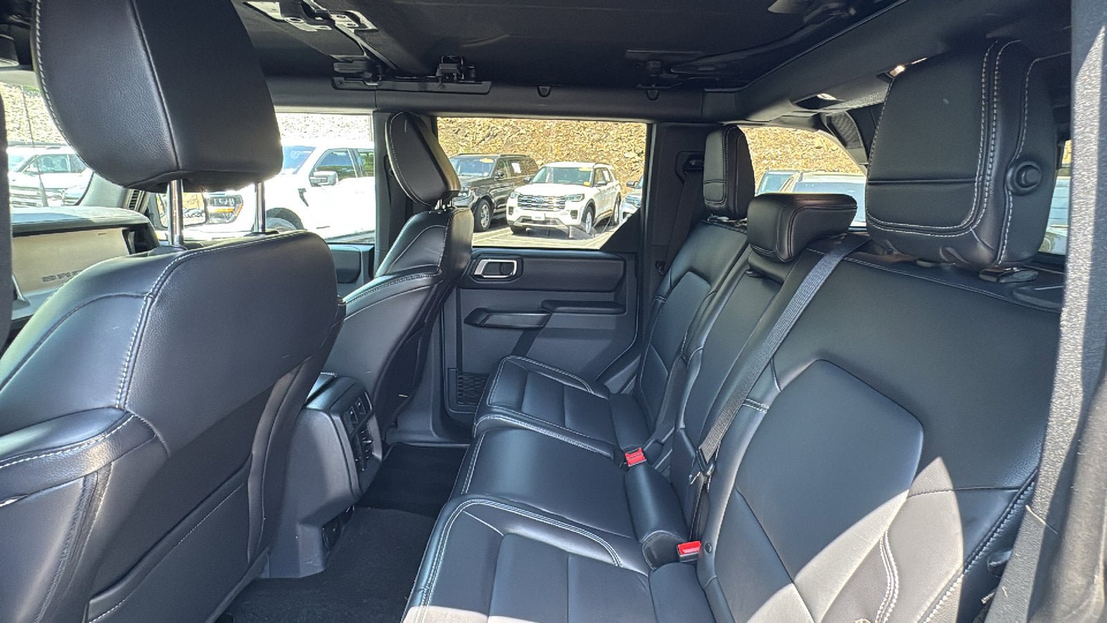 Certified 2025 Ford Bronco Outer Banks AWD/4WD image 29