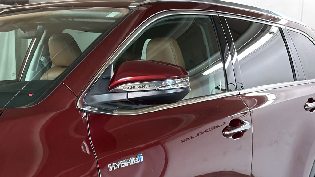 Used 2018 Toyota Highlander Limited image 5