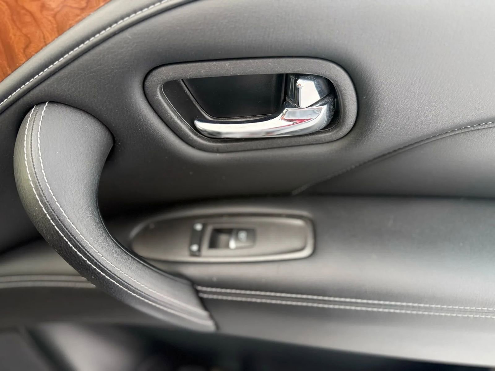 Used 2019 INFINITI QX80 Luxe w/ Proassist Package image 23