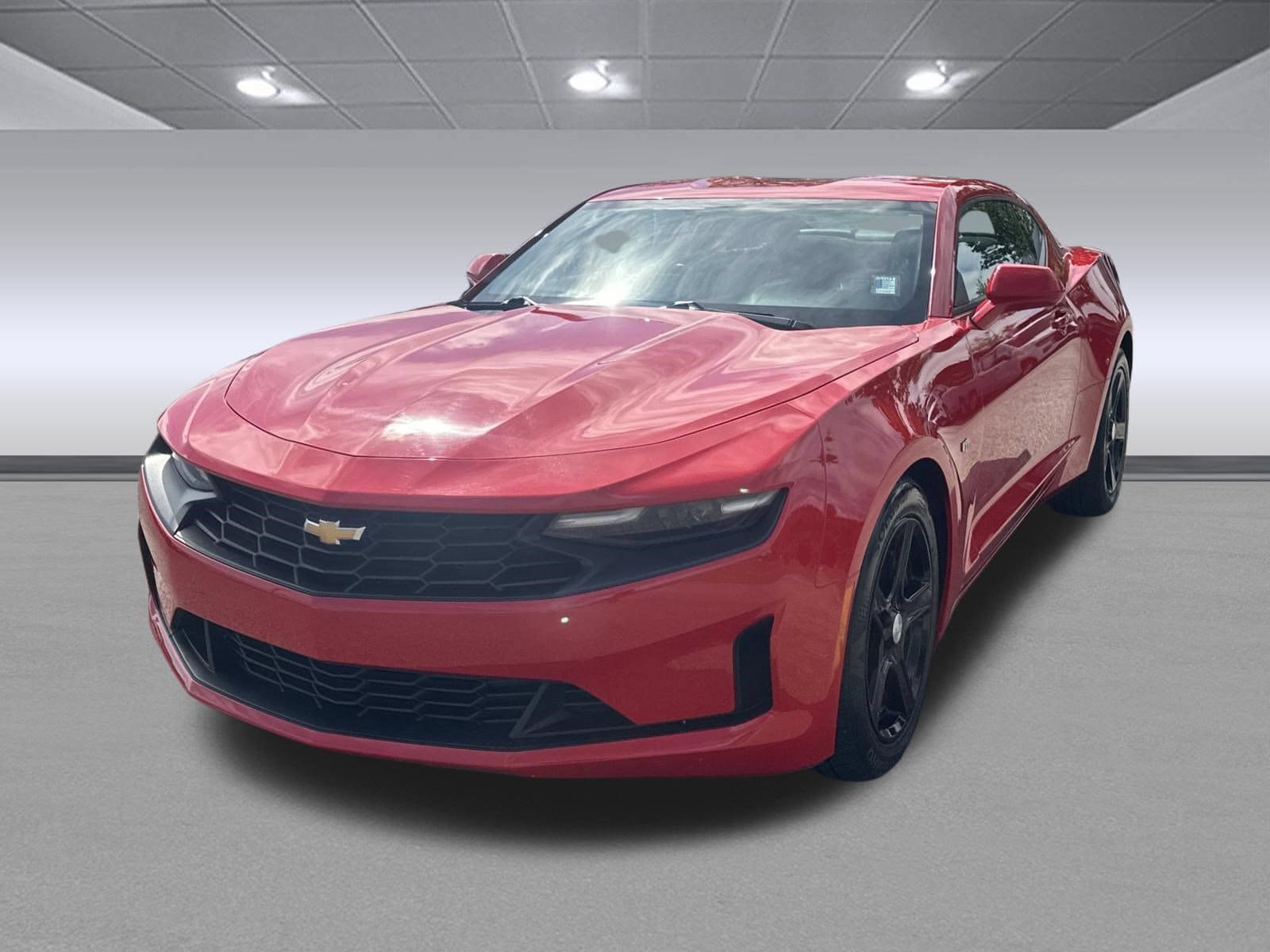 Used 2023 Chevrolet Camaro LT RWD image 7
