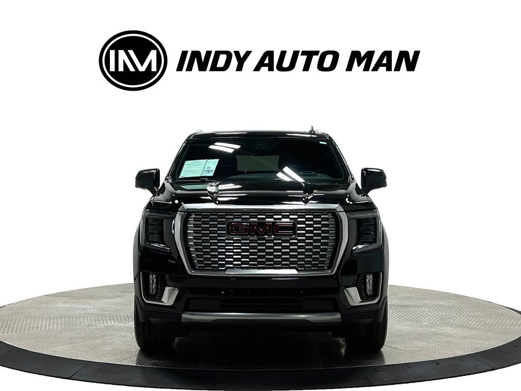 Used 2021 GMC Yukon XL Denali w/ Denali Premium Package AWD/4WD image 10