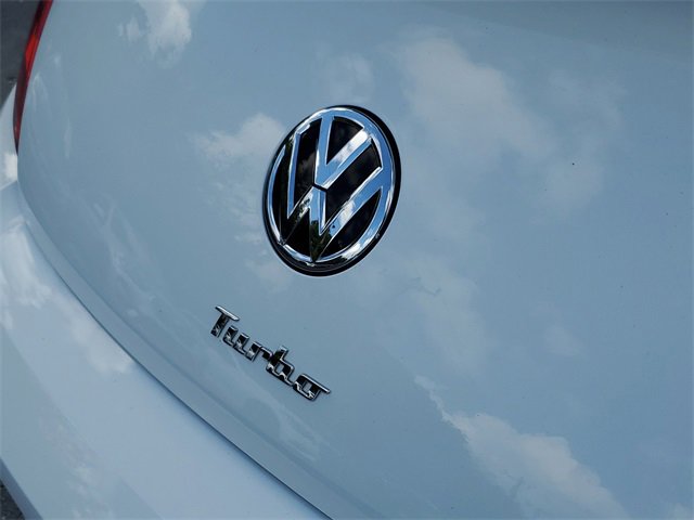 Used 2019 Volkswagen Beetle 2.0T S image 7