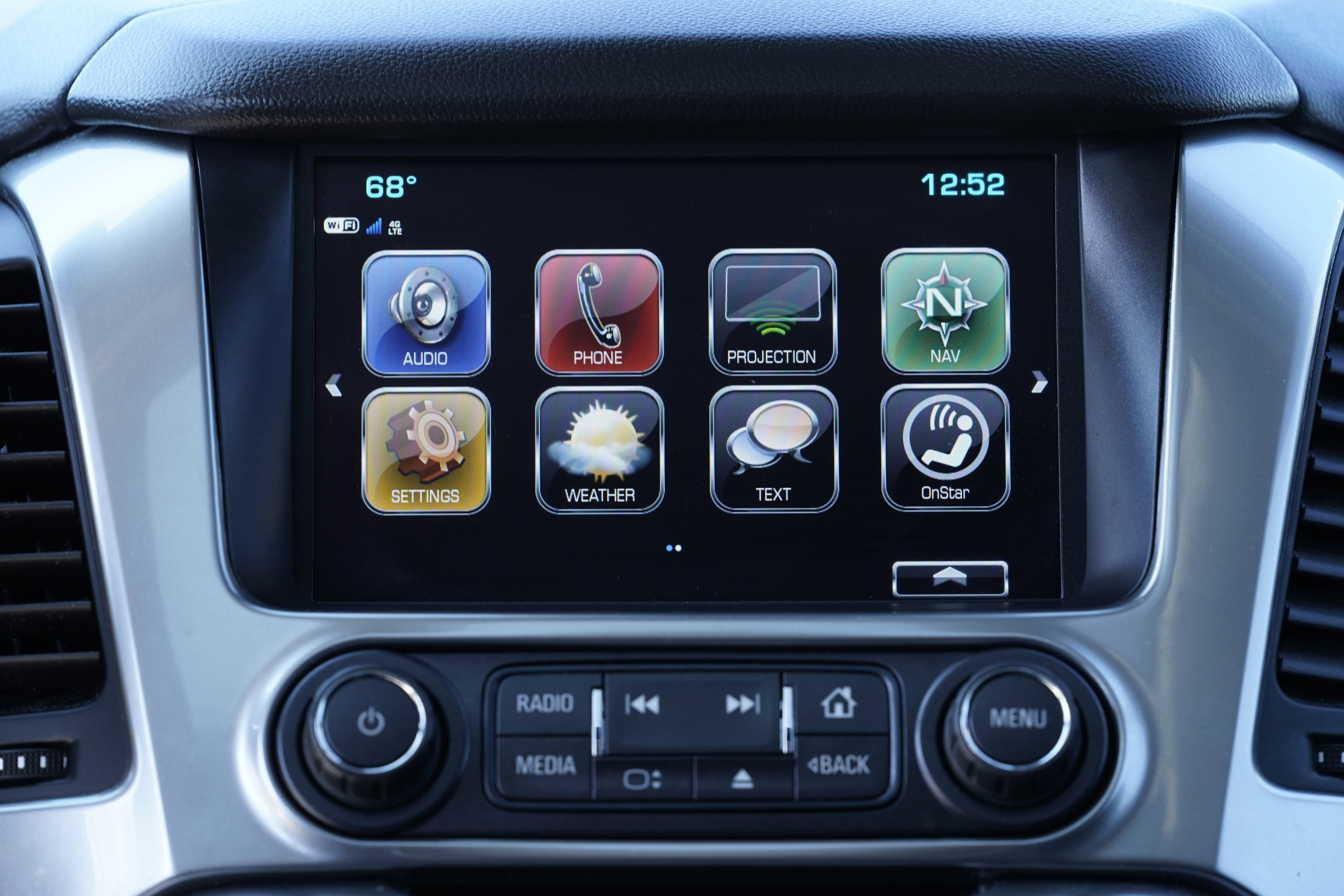 Used 2020 Chevrolet Tahoe LT w/ Luxury Package image 13