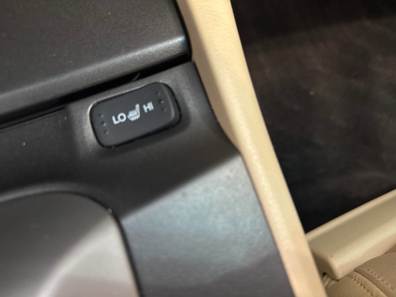 Used 2012 Honda Crosstour EX-L image 31